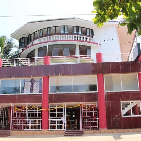 Hotel M R Manfred Calangute Luaran gambar