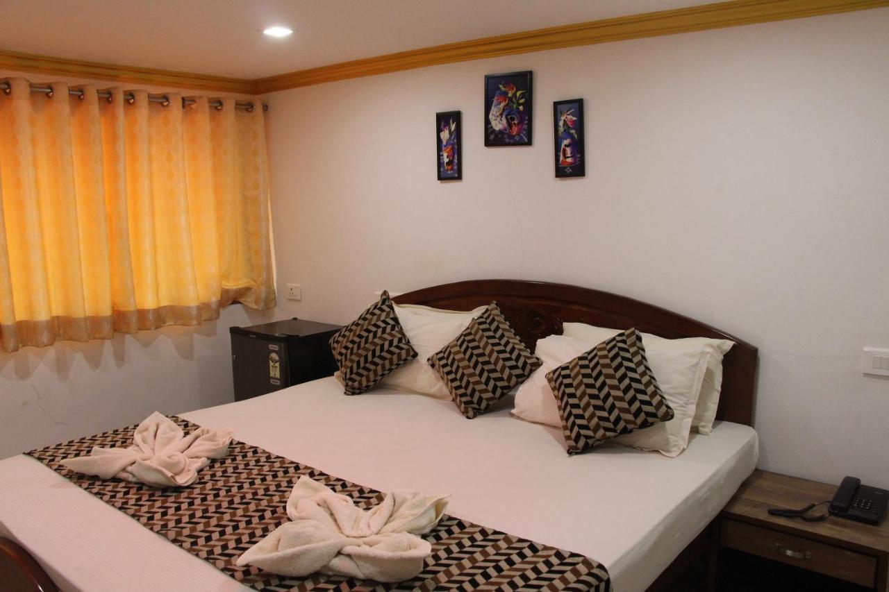 Hotel M R Manfred Calangute Luaran gambar