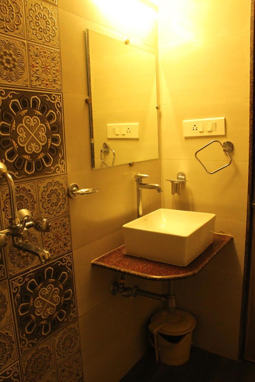 Hotel M R Manfred Calangute Luaran gambar